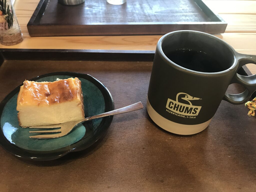 コーヒーとチーズケーキ