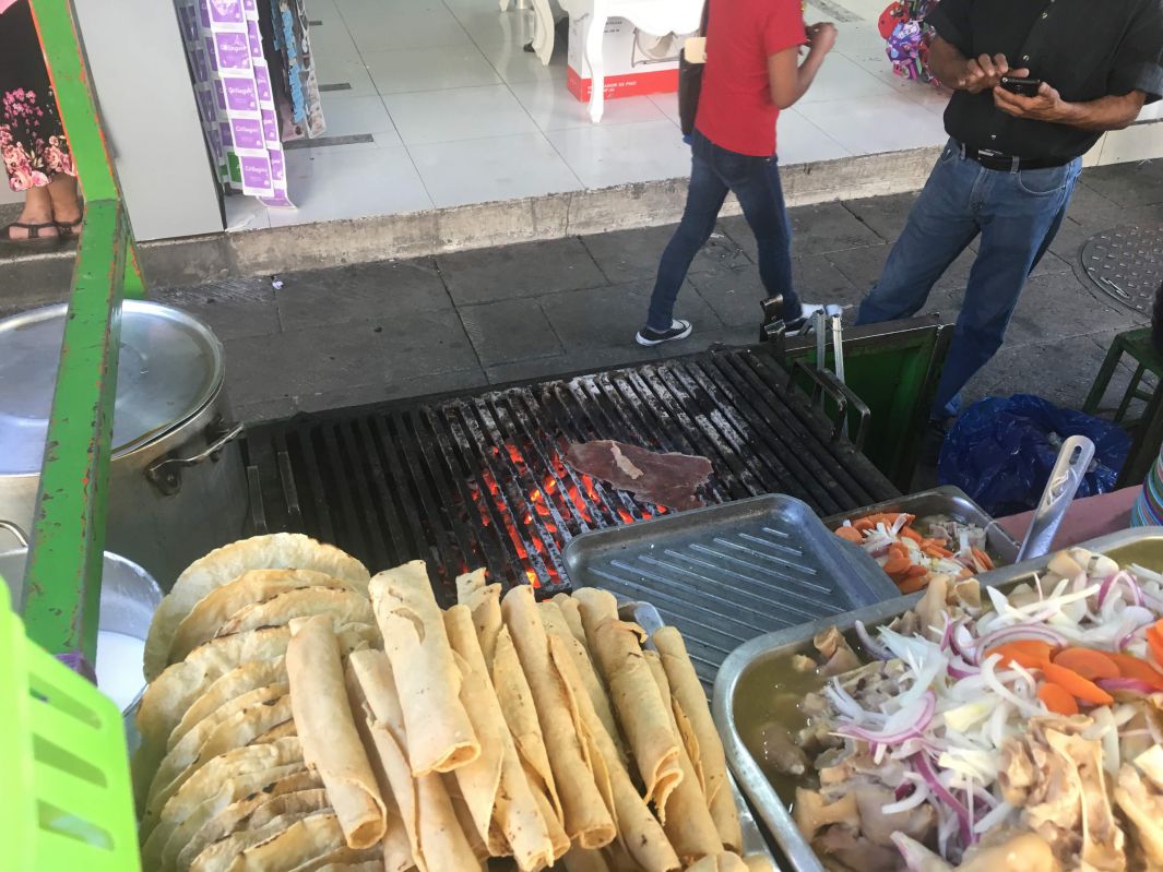 露店の肉