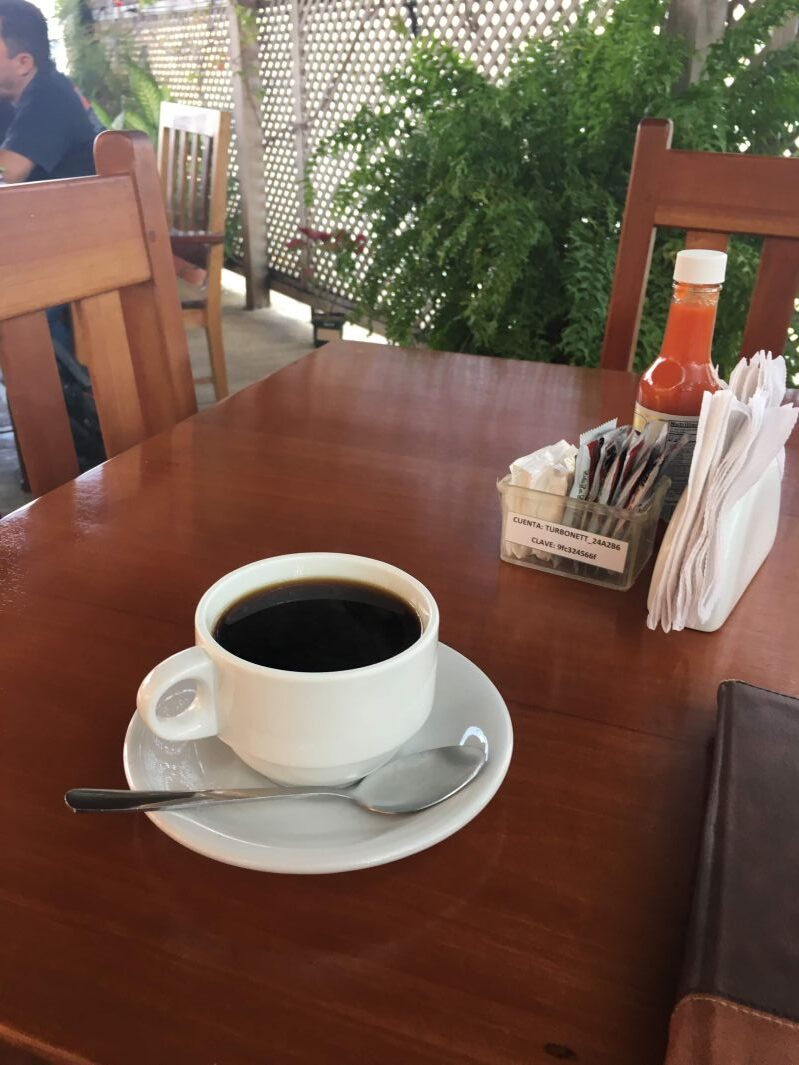卓上のコーヒー