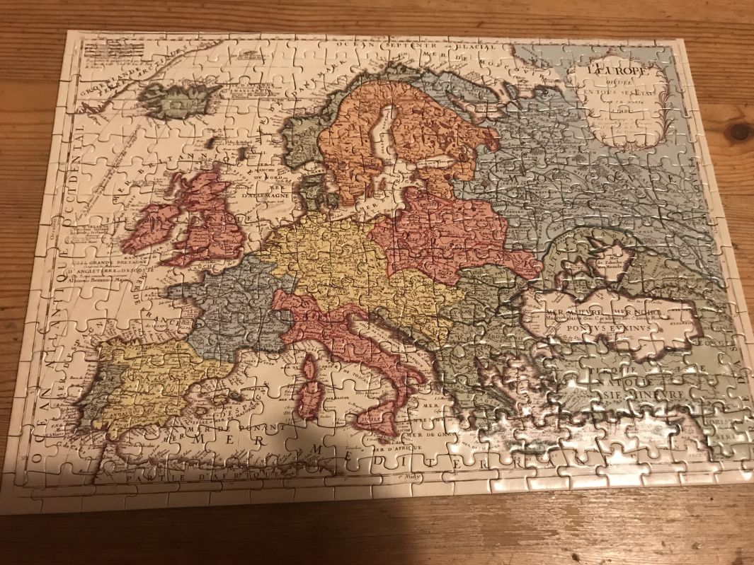 セリアのパズルの世界地図