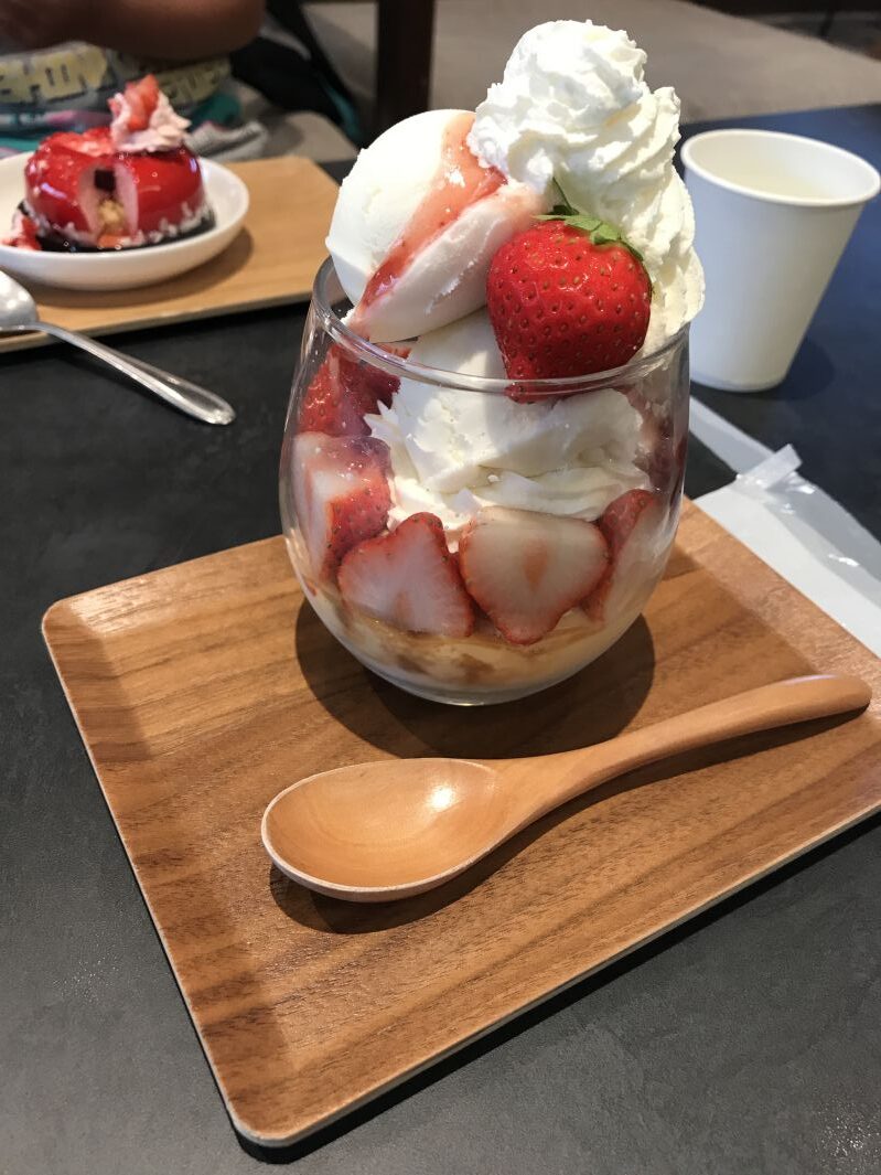 イチゴの王様パフェ