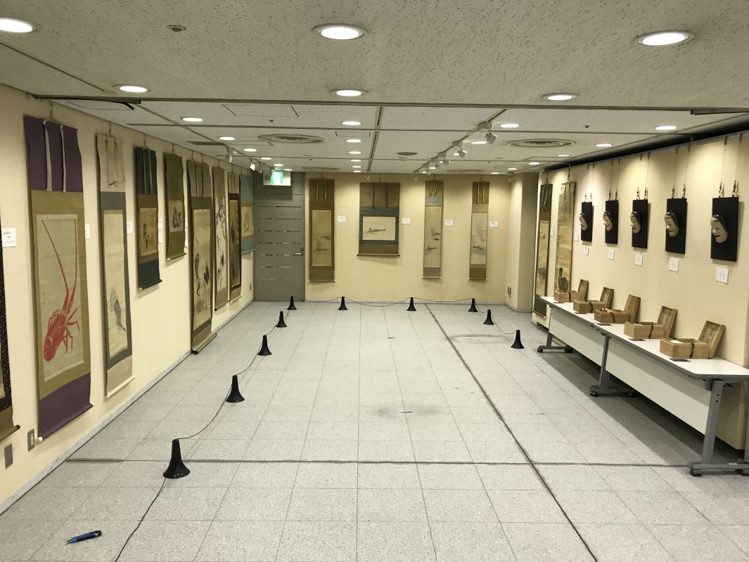 個展会場