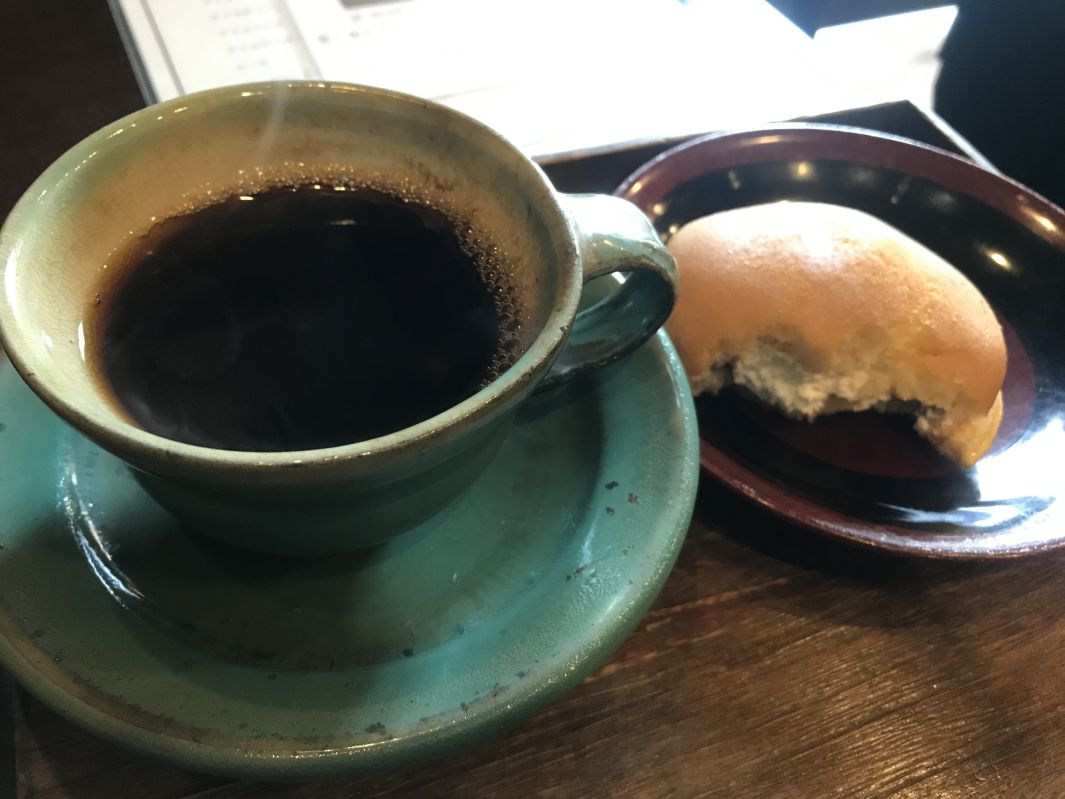 コーヒーとどら焼きのセット
